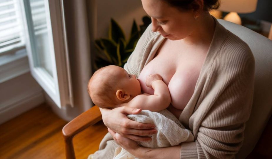 « Allaitement et canicule : conseils pour nourrir bébé en toute sérénité »